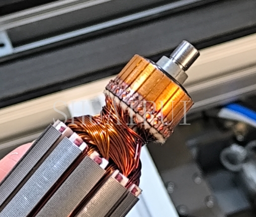 轉子全(quán)自動點焊機:電機轉子點焊的效能(néng)先鋒